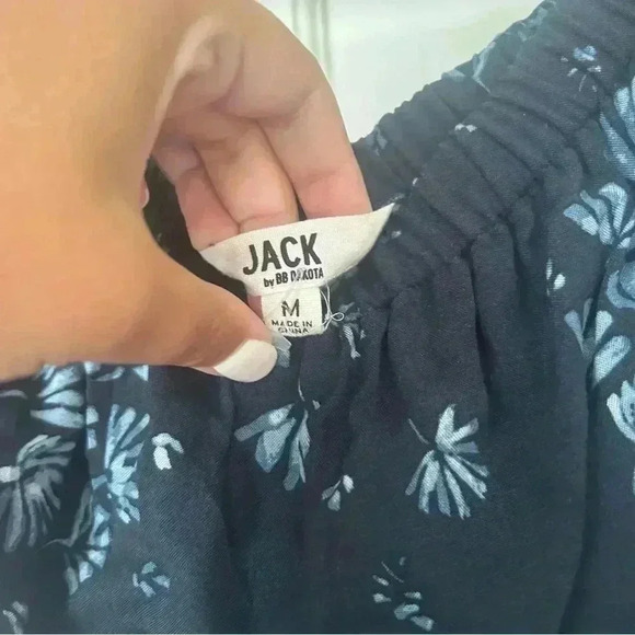 Jack BBDakota Navy Floral Jumpsuit Romper - Picture 4 of 4